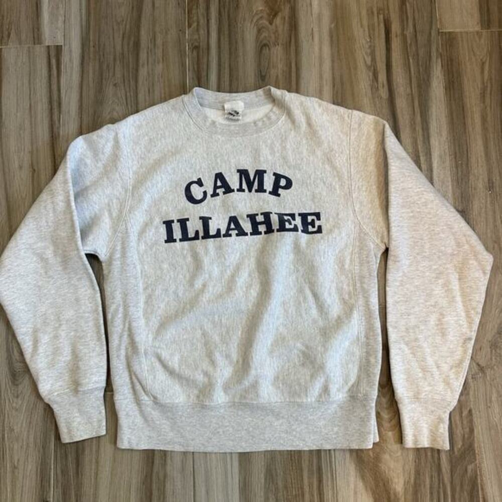 VTG Champion Reverse Weave Crewneck Sweatshirt Size‎ Small Camp Illahee Logo